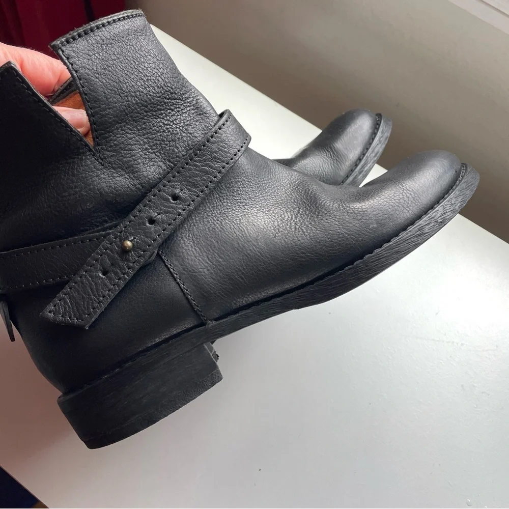 Madewell biker boot